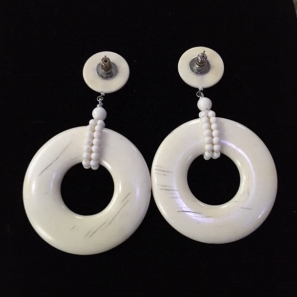 Stunning Vintage Earrings with beads RARE - Picture 2 of 3